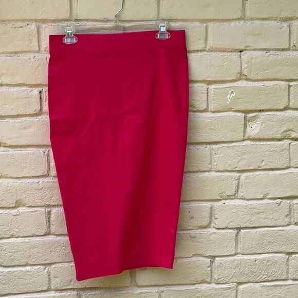 Take 50% OFF- Courtenay Red Skirt, Size-M - Picture 1 of 2